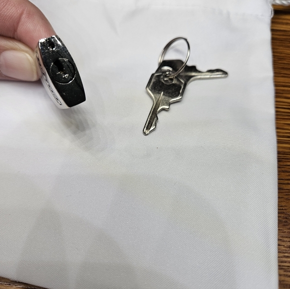 Coach Padlock with Keys Hangtag and Dustbag - Picture 6 of 7